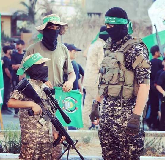 A iniciativa de treinar crianças se intensificou há sete anos. Um novo exército de crianças-soldados foi formado. Um documentário, apresentado pela ONU, intitulado Children's Army of Hamas (Exército Infantil do Hamas), mostrou isso