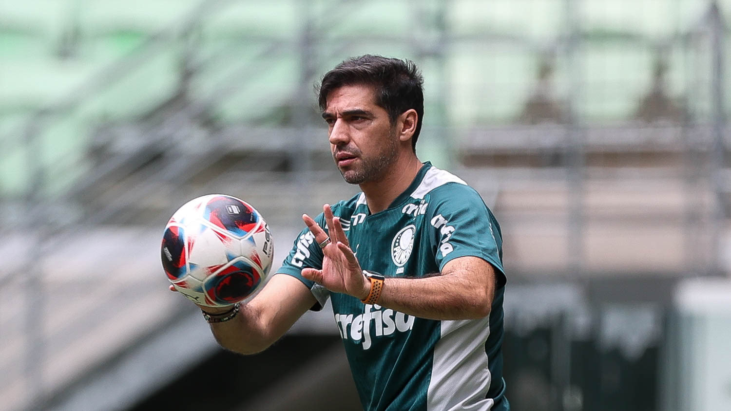 Abel pede reforços no Palmeiras Quero jogadores prontos Futebol