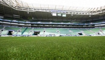Palmeiras testa novo gramado da arena com jogadores do sub-20 