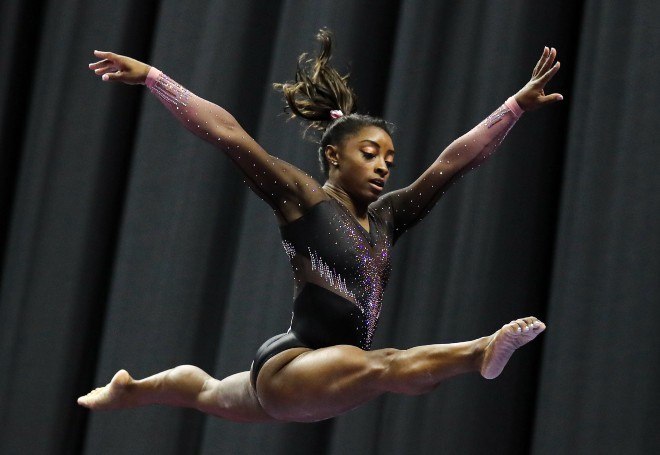 Pot Ncia E For A Muscular As Armas Do Fen Meno Simone Biles