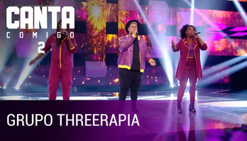Threerapia canta We Are The Champions e levanta 99 jurados na grande final (Reprodução)