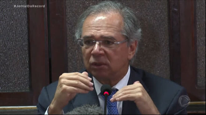 Guedes comenta troca de comando na Petrobras durante Fórum Econômico Mundial em Davos