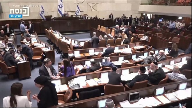 Deputados de Israel votam pela dissolução do Parlamento e nova eleição será convocada