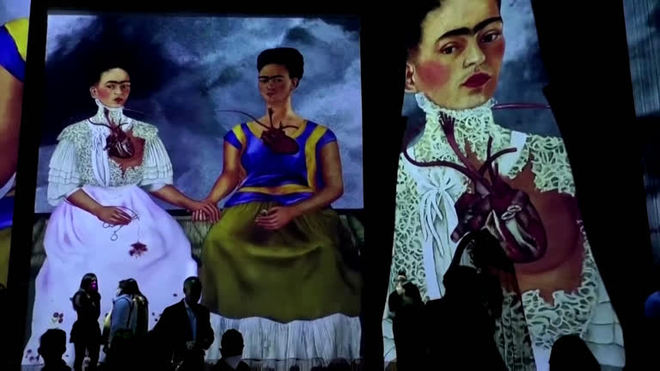Exposição celebra o 114º aniversário da pintora Frida Kahlo