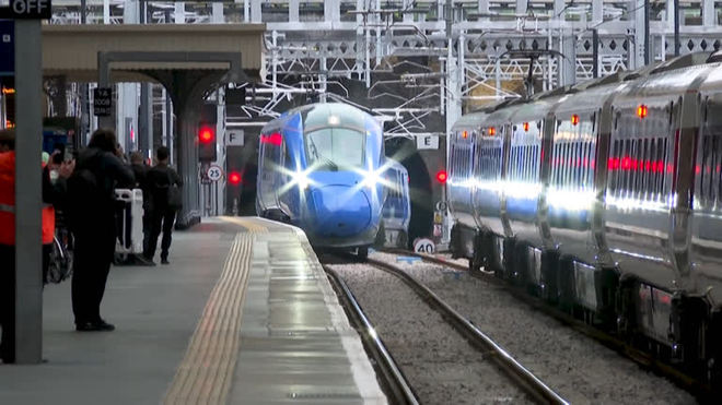 Trem 'ecológico': empresa cria transporte 100% elétrico na Inglaterra