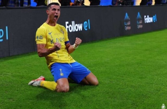 1º — Cristiano Ronaldo (Al Nassr e Portugal) - 54 gols em 59 jogos. Foram 33 gols no Campeonato Saudita, 10 nas Eliminatórias da Euro, 6 na Liga dos Campeões árabes, 3 na Champions, 1 na King's Cup - Foto: Divulgação/Al Nassr