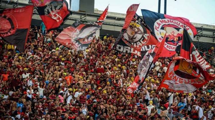 1) Flamengo - 47.478 pagantes por jogo