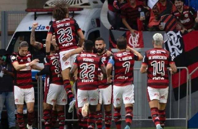1º - Flamengo - Valor do elenco: 179,6 milhões de euros (aproximadamente R$ 1 bilhão) - Número de jogadores no plantel: 29 atletas