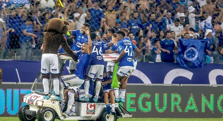 Veja como terminaria o Brasileirão se os resultados do 1º turno se