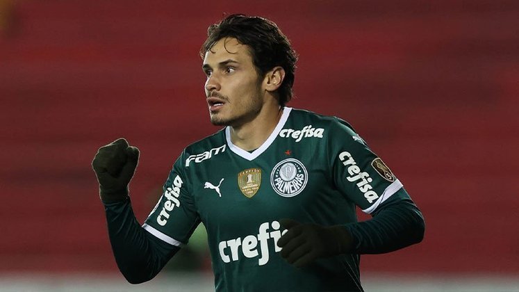 1º - Raphael Veiga, meio-campista do Palmeiras. Gols no ano: 18.