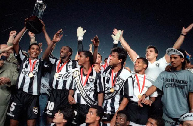 10° colocado - BOTAFOGO (2 decisões) - Uma decisão de Recopa Sul-Americana: 1993 / Uma final de Copa Conmebol: 1993 (campeão).