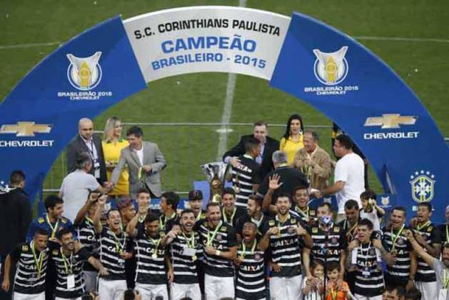10º - Corinthians de 2015 - 6 pontos.