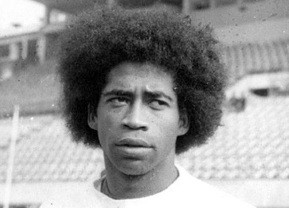 10º) Gilberto Sorriso - o lateral esquerdo disputou 143 jogos do Campeonato Brasileiro pelo São Paulo.