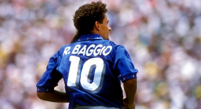 Revista inglesa escolhe os 25 melhores jogadores do mundo nos últimos 25  anos