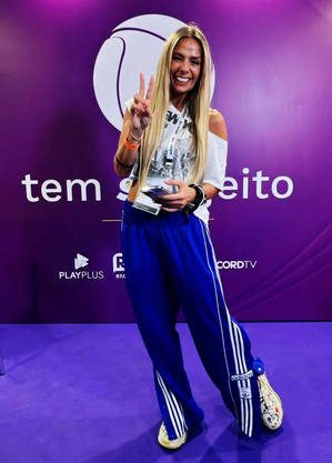Adriane Galisteu, Apresentadora Record TV no estande da MMA Impact Brasil 2023