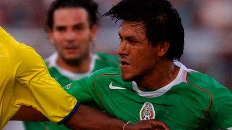 11º lugar: Claudio Suárez – zagueiro (seleção do México): 177 jogos e 6 gols