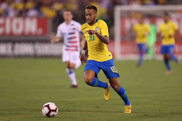 11º lugar (empate entre dois nomes): Neymar (Brasil): 77 gols - em atividade 