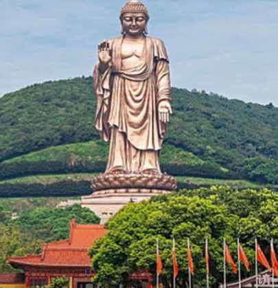11° lugar: Grande Buda em Ling Shan - País: China - Altura: 79 metros
