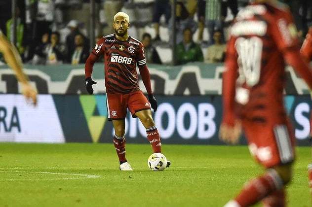 11º lugar: Pablo (zagueiro - Flamengo - 31 anos) - desvalorizou 4 milhões de euros (R$ 21,8 milhões) / atual valor de mercado: 3 milhões de euros (R$ 16,3 milhões) / queda de 57,1 % com relação ao valor anterior