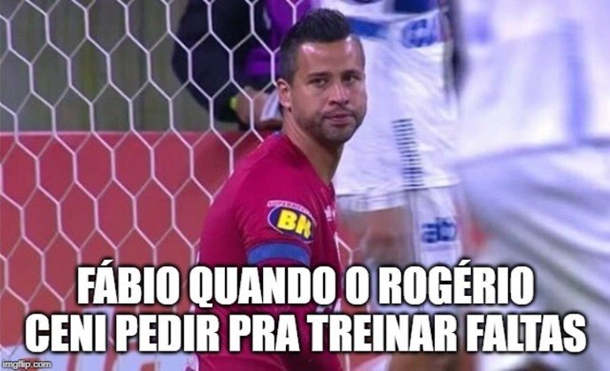 11.08.19 - Rogério Ceni foi anunciado como novo treinador do Cruzeiro. No mesmo dia, o time empatou com o lanterna Avaí e chegou a 9 partidas seguidas sem vitórias.