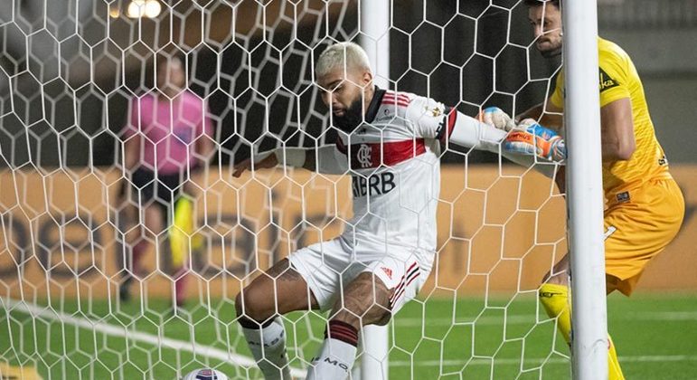 11/5/21 - Unión La Calera 2x2 Flamengo, no Estádio Nicolás Chahuán Nazar, em La Calera, no Chile (fase de grupos da Libertadores de 2021).