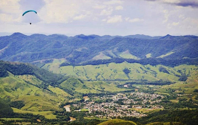 12º - Barra do Turvo (SP) - Fica a 335 km da capital paulista, a 158m de altitude. Ocupa uma área de 1.007 km², com 7.700 moradores. Clima subtropical.