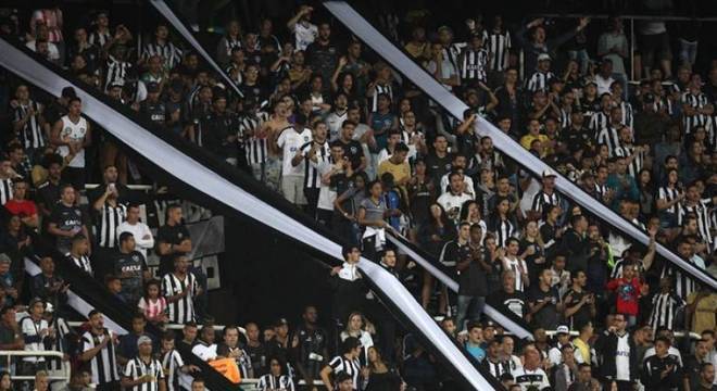 12) Botafogo - 14.935 pagantes por jogo