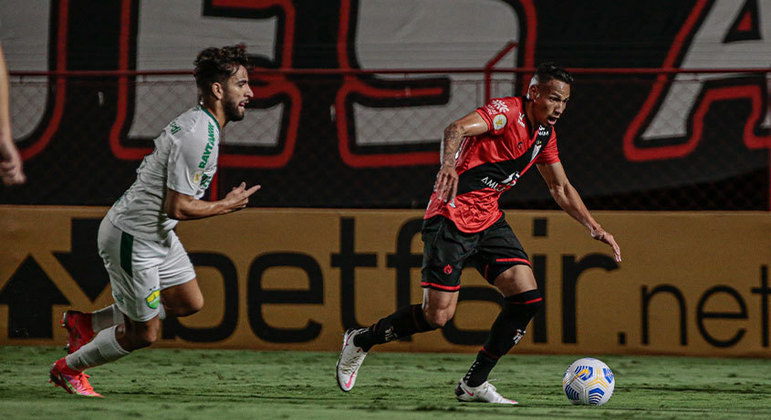 12° colocado - ATLÉTICO-GO (27 pontos) - 21 jogos - Título: 0,079% - G6: 17,5% - Rebaixamento: 6,8%