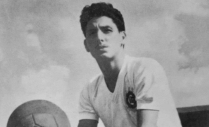12) Rafael Chiarella - meia-atacante - uma passagem: 1953 a 1963 - 451 jogos