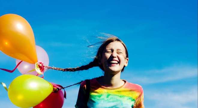 13 atitudes que difere as pessoas felizes das outras