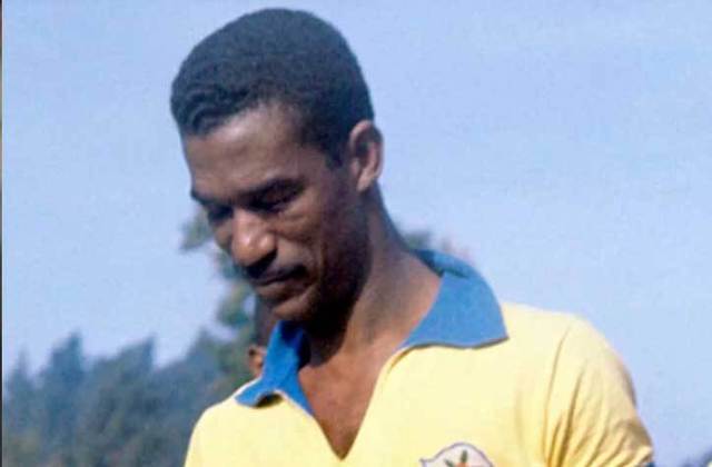 13º lugar - Didi, brasileiro, meio-campista. Defendeu a Seleção Brasileira em três Copas do Mundo (1954, 1958 e 1962), sendo campeão das duas últimas. Também foi eleito o melhor jogador da Copa de 1958, era chamado de 
