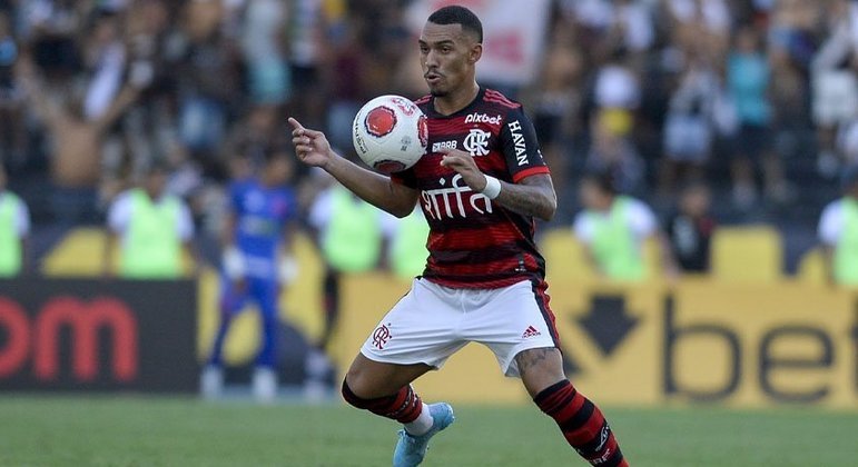 Confira os cinco jogadores do Flamengo com maior valor de mercado