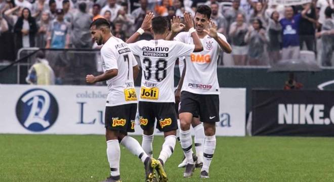 14°) Corinthians - Jogos: 17 - Vitórias: 8 - Empates: 6 - Derrotas: 3 - Gols marcados: 21 - Gols sofridos: 15 - Saldo de gols: 6 - Aproveitamento: 58,82%