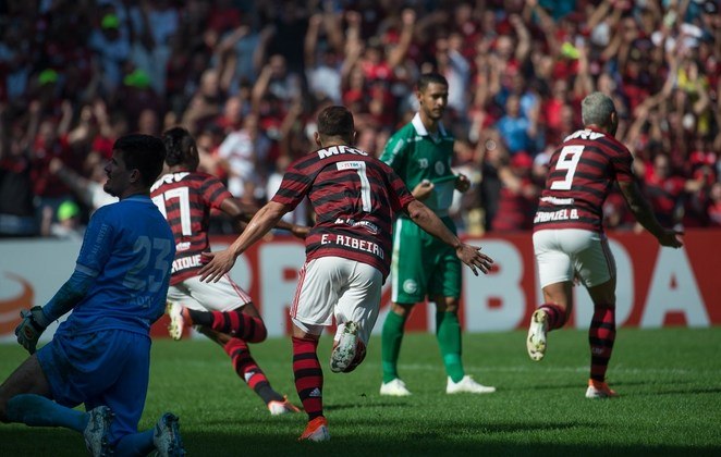 15º - 60.947 pagantes - Flamengo 6 x 1 Goiás - Brasileiro de 2019 (Maracanã) - Renda: R$ 2.218.843.