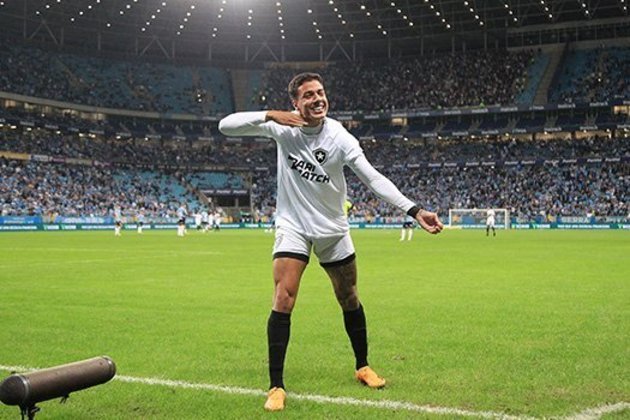 15) CARLOS ALBERTO - 27 jogos - MÉDIA: 5,68 - Foto: Vitor Silva/Botafogo