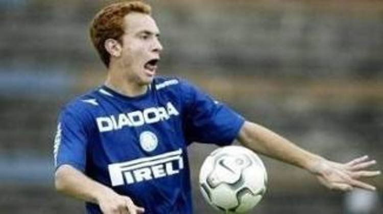 15º - Zé Eduardo - Palmeiras - atacante: estreou em 2004 com 16 anos e 9 meses