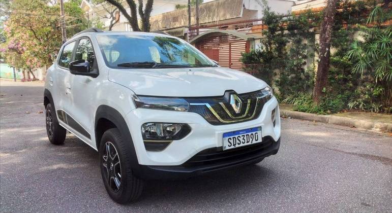 Uber disponibilizou 200 unidades do Kwid E-Tech