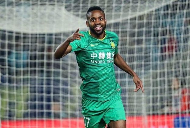 16º Cédric Bakambu - O Beijing Guoan tirou o jogador do Villarreal por 40 milhões de euros ( R$ 264 milhões), em 2018