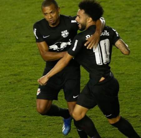 15&ordm; colocado &ndash;Red Bull Bragantino (26 pontos) &ndash; 23 jogos / 0,017% de chances de t&iacute;tulo; 3,6% para vaga na Libertadores (G6); 14,2% de chance de rebaixamento