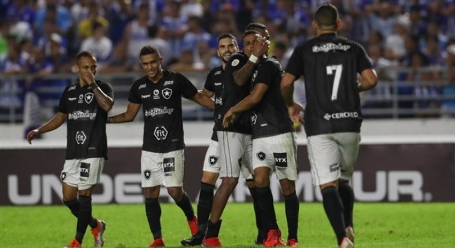 14) Botafogo - 34,55 milhões de euros (R$ 145,5 milhões)
Jogador mais caro: Diego Souza - 4,5 milhões de euros (R$ 18,95 milhões)