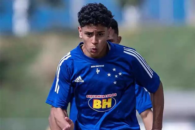 17º - Alejandro - Cruzeiro - atacante: estreou em 2018 com 16 anos e 9 meses