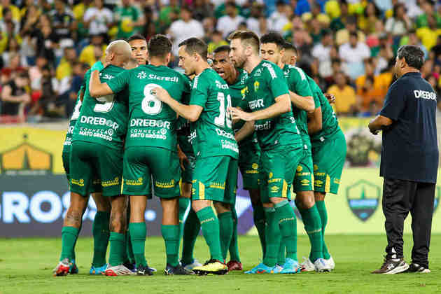 17º - Cuiabá (38 pontos - Atualmente: 34 pontos) / Como foi no fim do primeiro turno: Cuiabá 2 x 0 Botafogo; Palmeiras 1 x 0 Cuiabá; Cuiabá 1 x 1 Atlético-MG e Coritiba 1 x 0 Cuiabá.