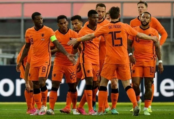 17º: Holanda - Número de Copas disputadas: 11 - Edições: 1934, 1938, 1974, 1978, 1990, 1994, 1998, 2006, 2010, 2014 e vai para Copa de 2022.