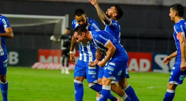 17º lugar - CSA - 4.720 sócio-torcedores