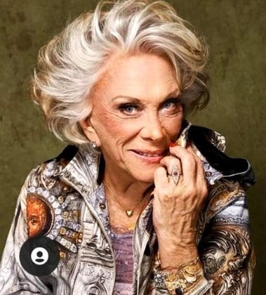 18 de junho - Ilka Soares - Atriz carioca. Aos 89 anos. 