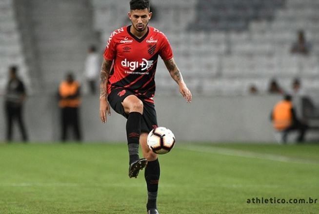 12&ordm; colocado &ndash; Athletico-PR (28 pontos)&nbsp;&ndash; 23 jogos / 0,029% de chances de t&iacute;tulo; 4,8% para vaga na Libertadores (G6); 14,4% de chance de rebaixamento