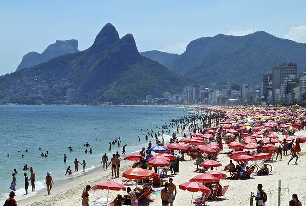 19 - Ipanema – Brasil - Uma das praias mais famosas mundialmente do Rio de Janeiro, na zona sul da cidade. 