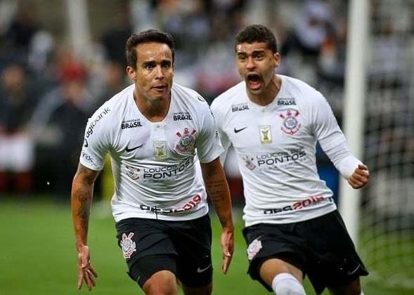 19º lugar - Campeonato Brasileiro de 2018 - Corinthians somou 9 pontos, 16% de aproveitamento.