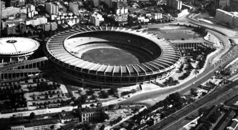 1950 - MARACANÃ - Rio de Janeiro, Brasil - Uruguai 2 x 1 Brasil