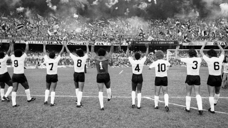 1976: estreia na primeira fase (grupo C) Corinthians 2 x 1 Fortaleza – Pacaembu (Corinthians terminou vice-campeão, perdendo para o Internacional na final)